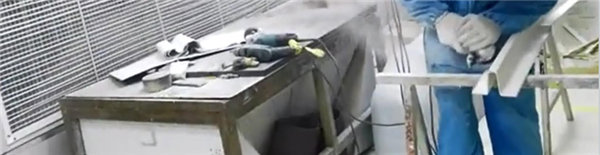 傳統(tǒng)打磨設(shè)備有諸多缺點(diǎn)：灰塵大、污染環(huán)境、傷害身體健康、耗電過多